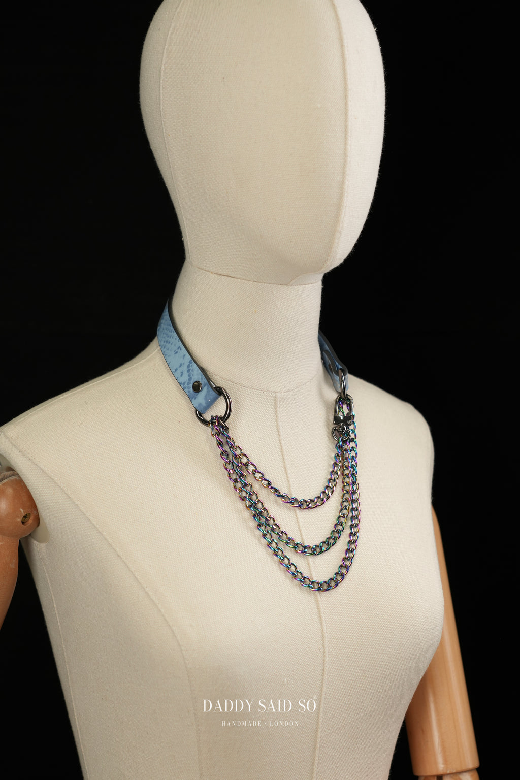 Elegant Chain Choker
