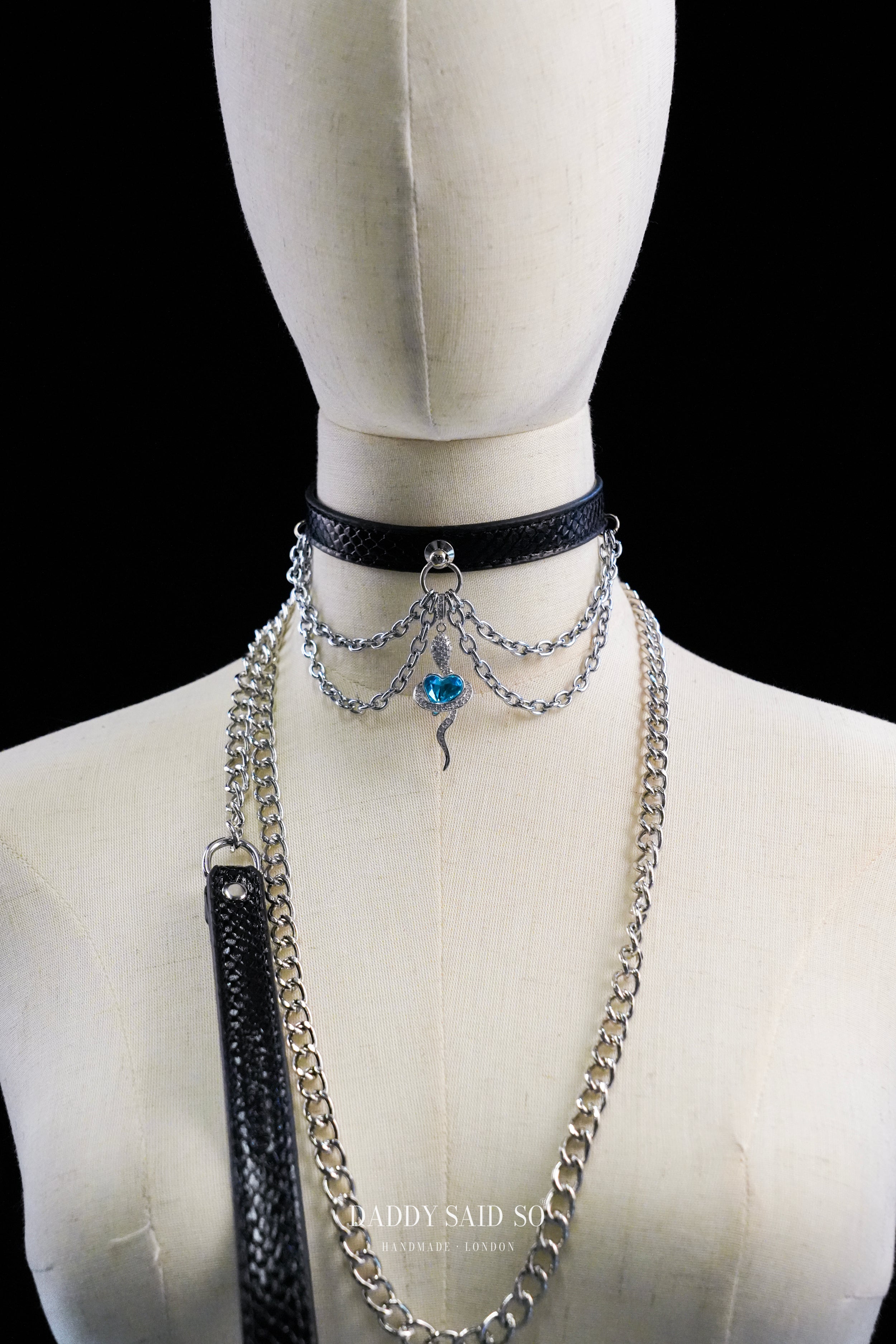 Snake skin Black Choker with Leash
