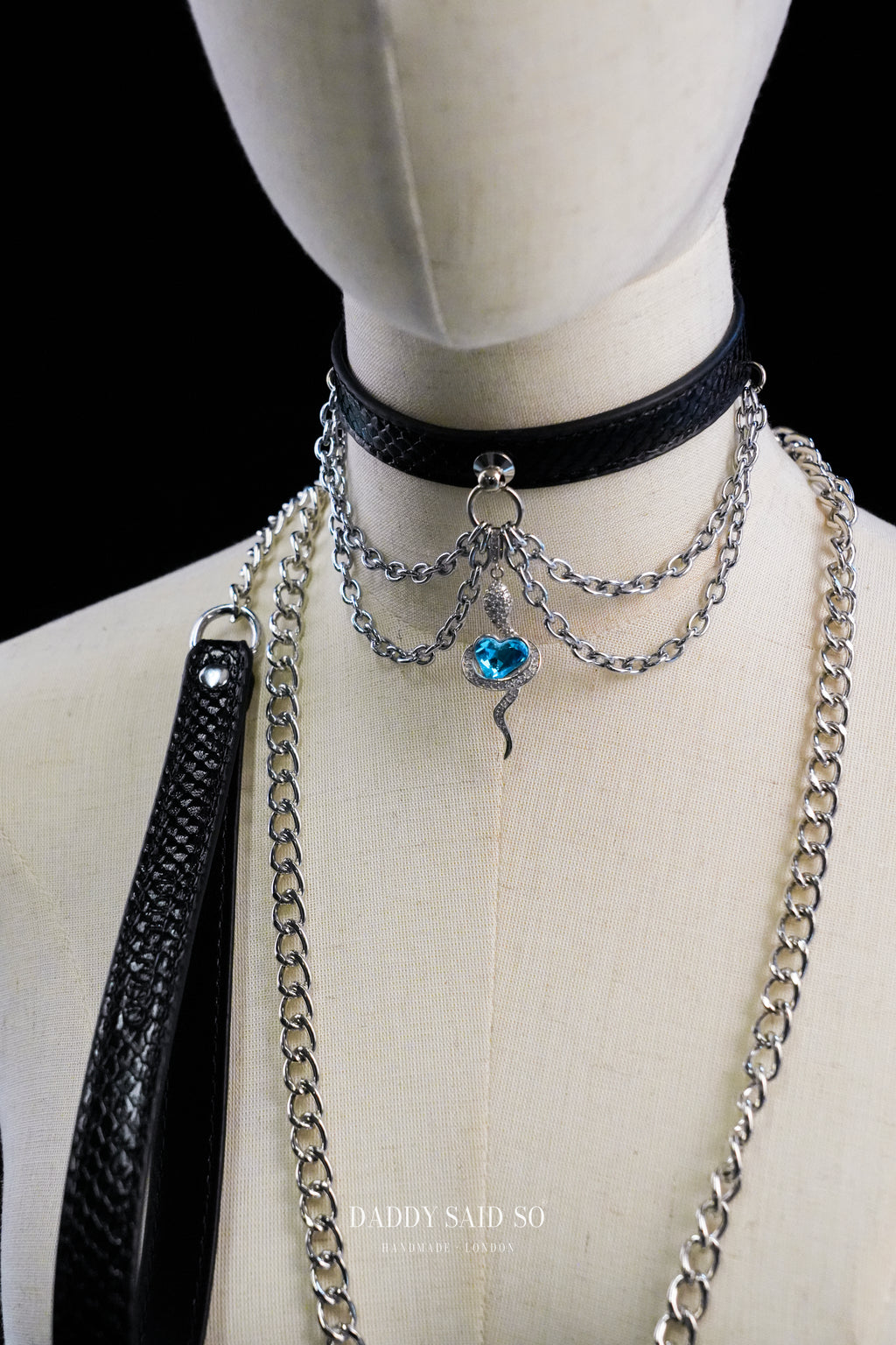 Snake skin Black Choker with Leash