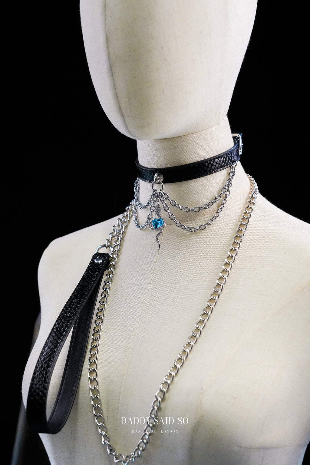 Snake skin Black Choker with Leash