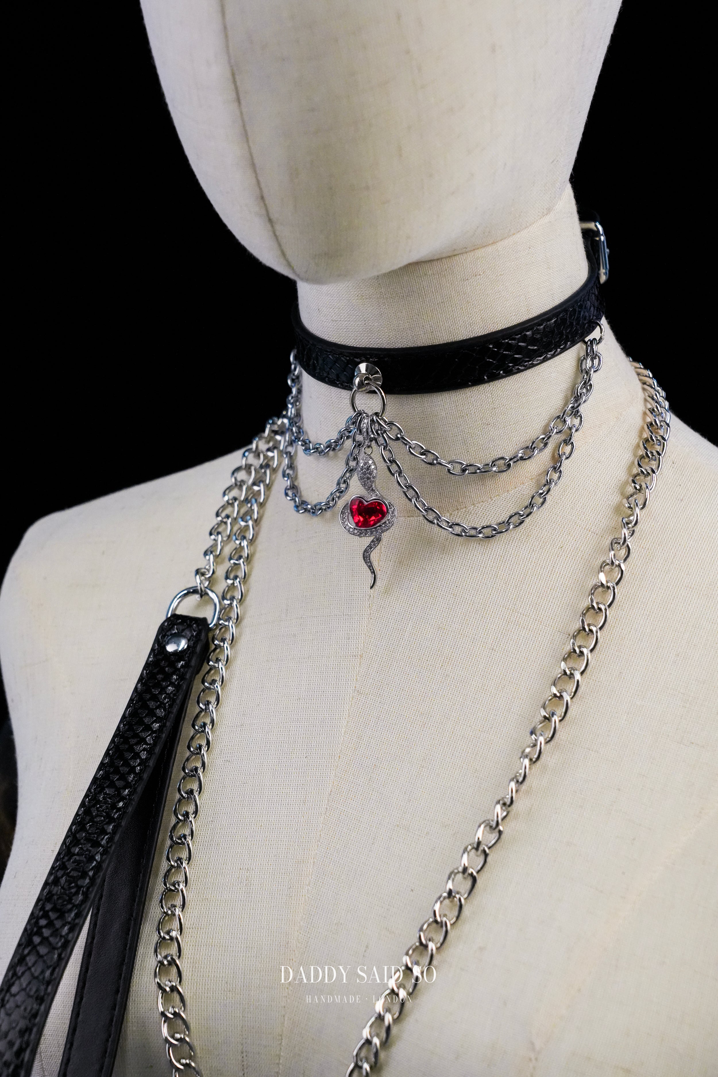 Snake skin Black Choker with Leash