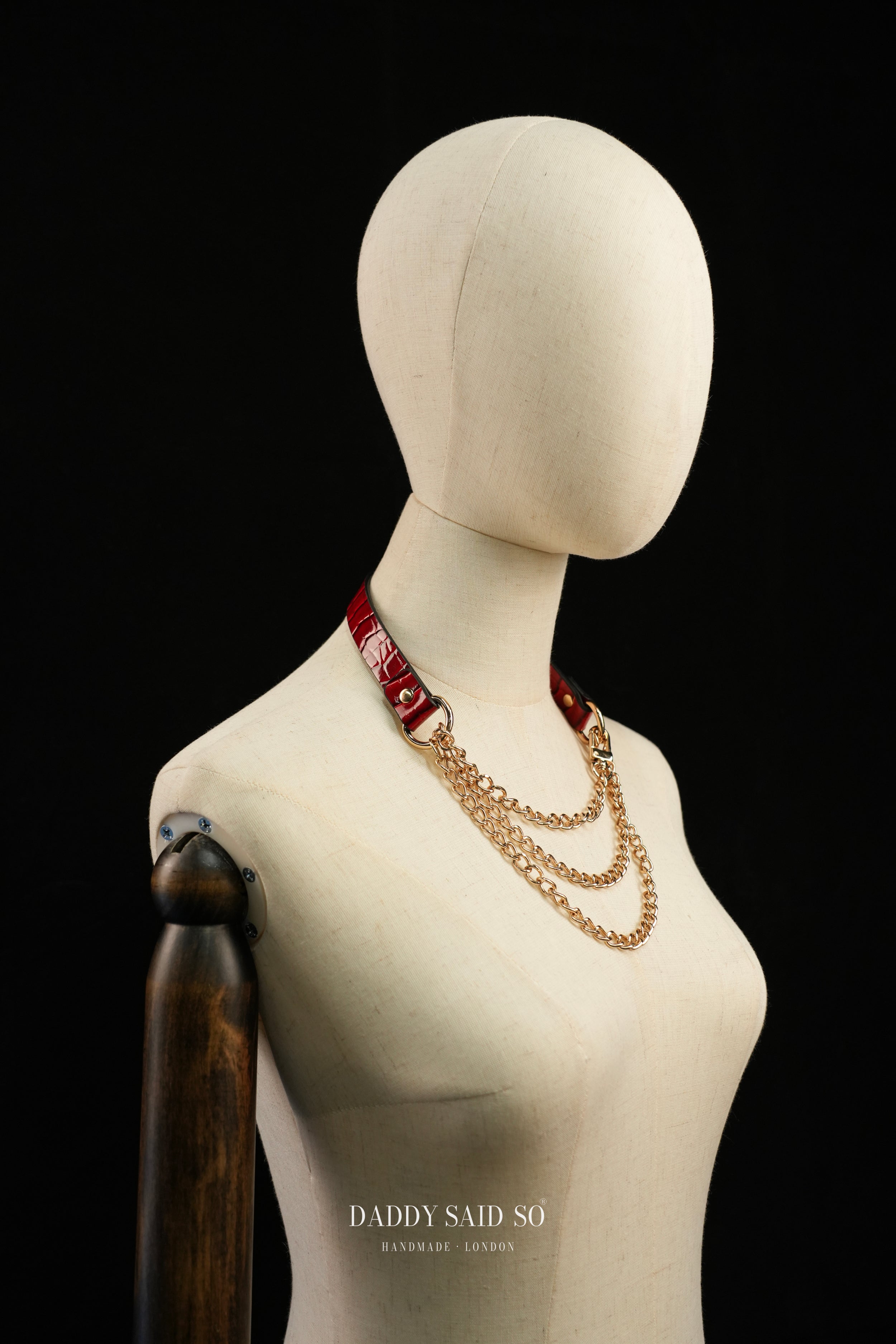 Crimson Chain Choker