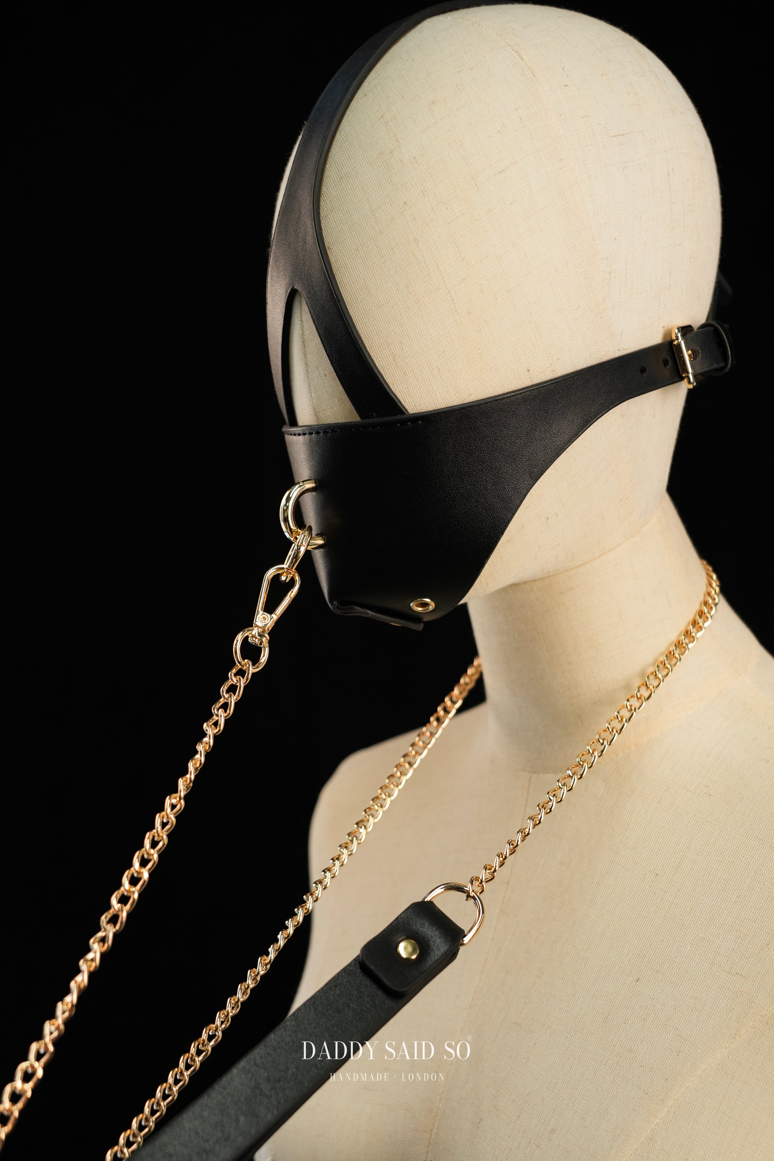 Black Leather Chain Muzzle