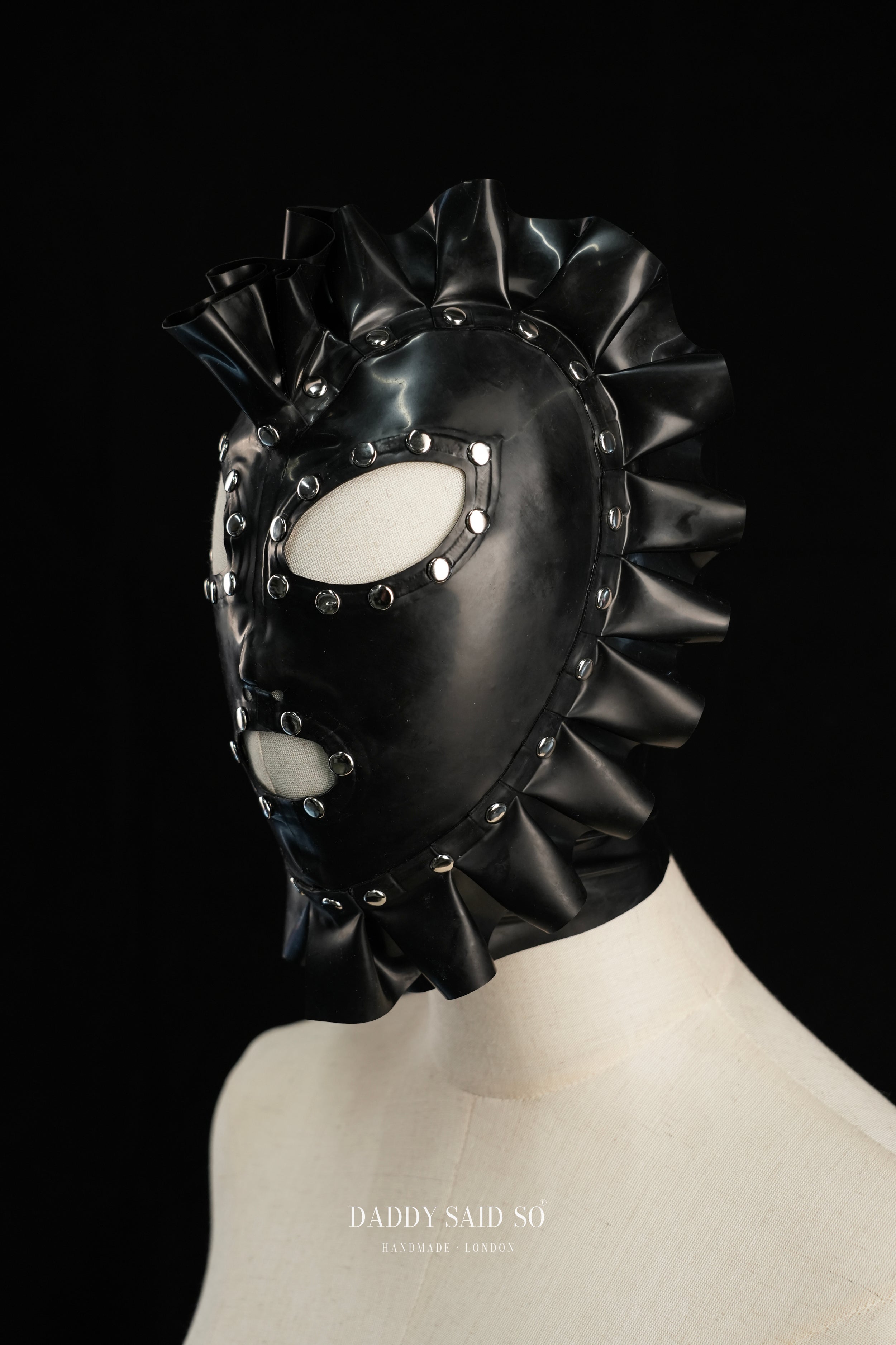 Rubber Spike Full Hood