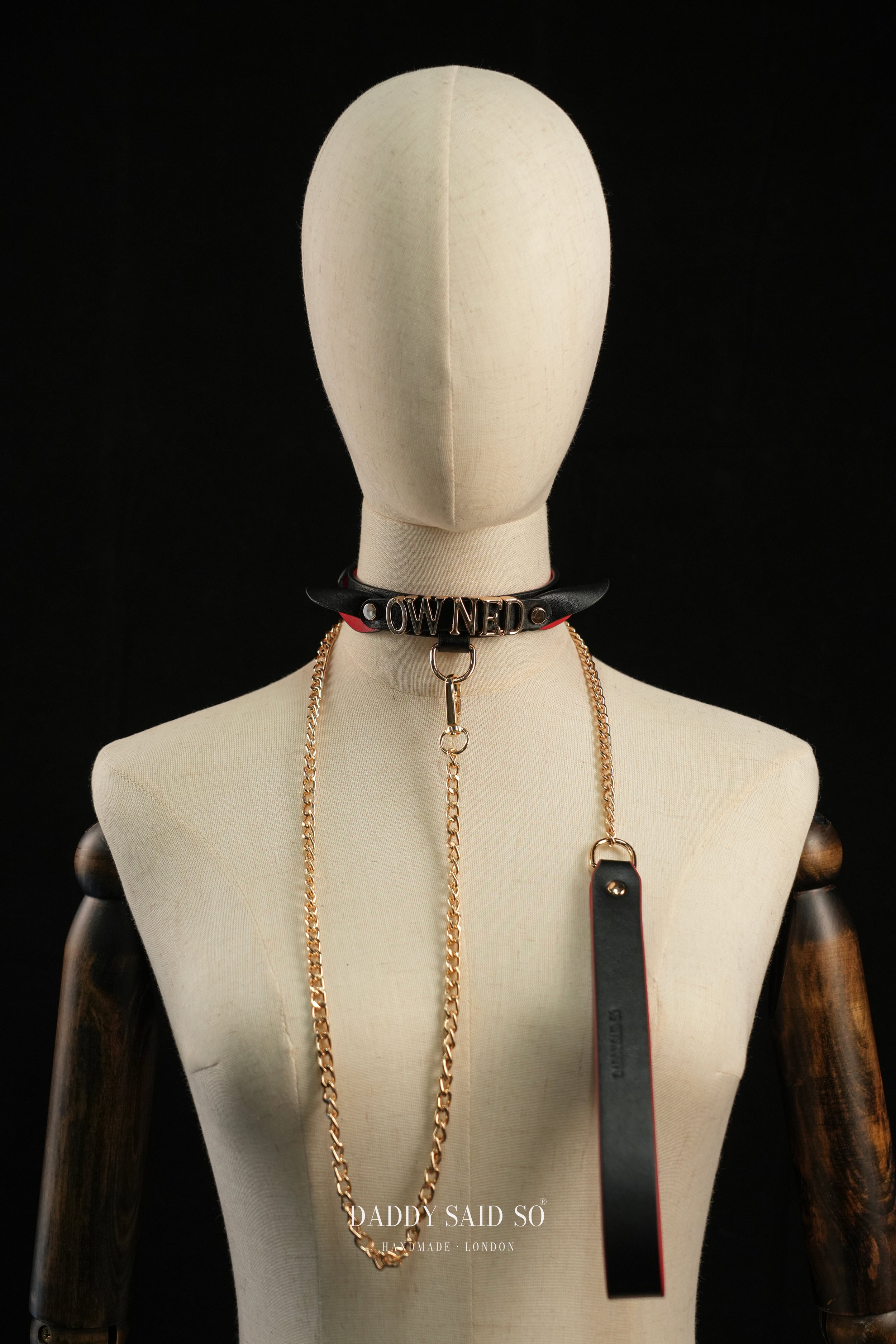 THE NAMESAKE COLLAR