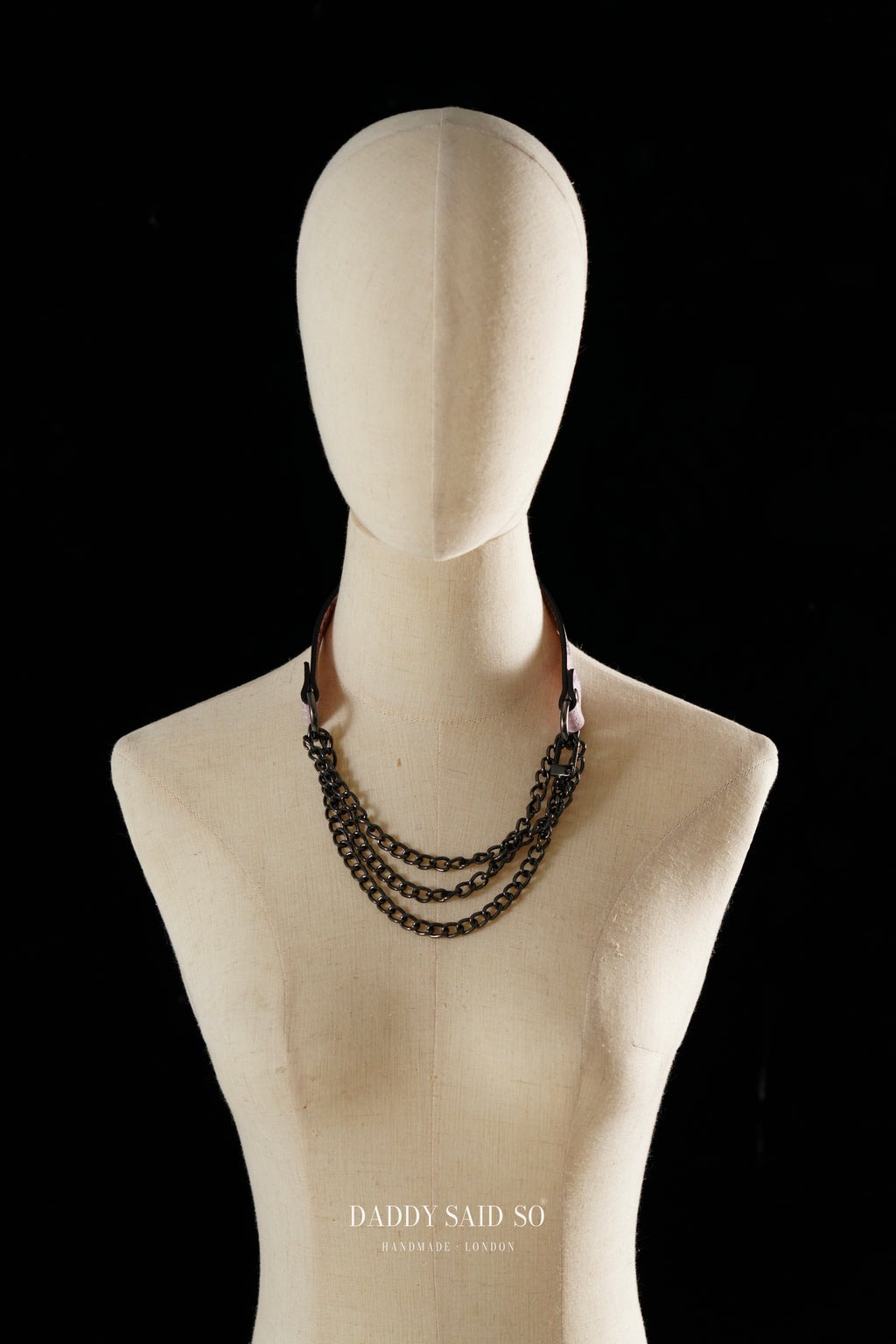 Elegant Chain Choker