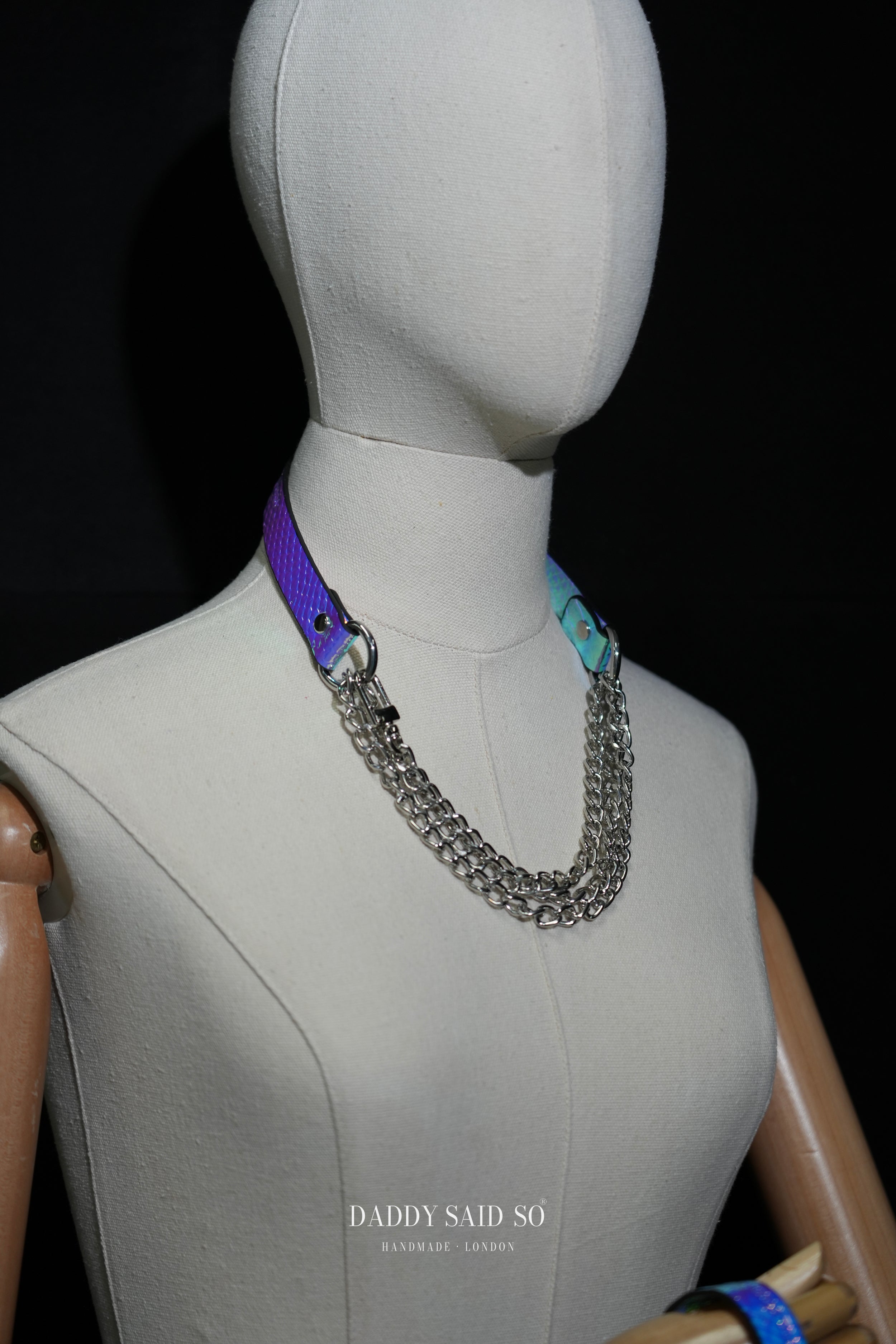 Elegant Chain Choker