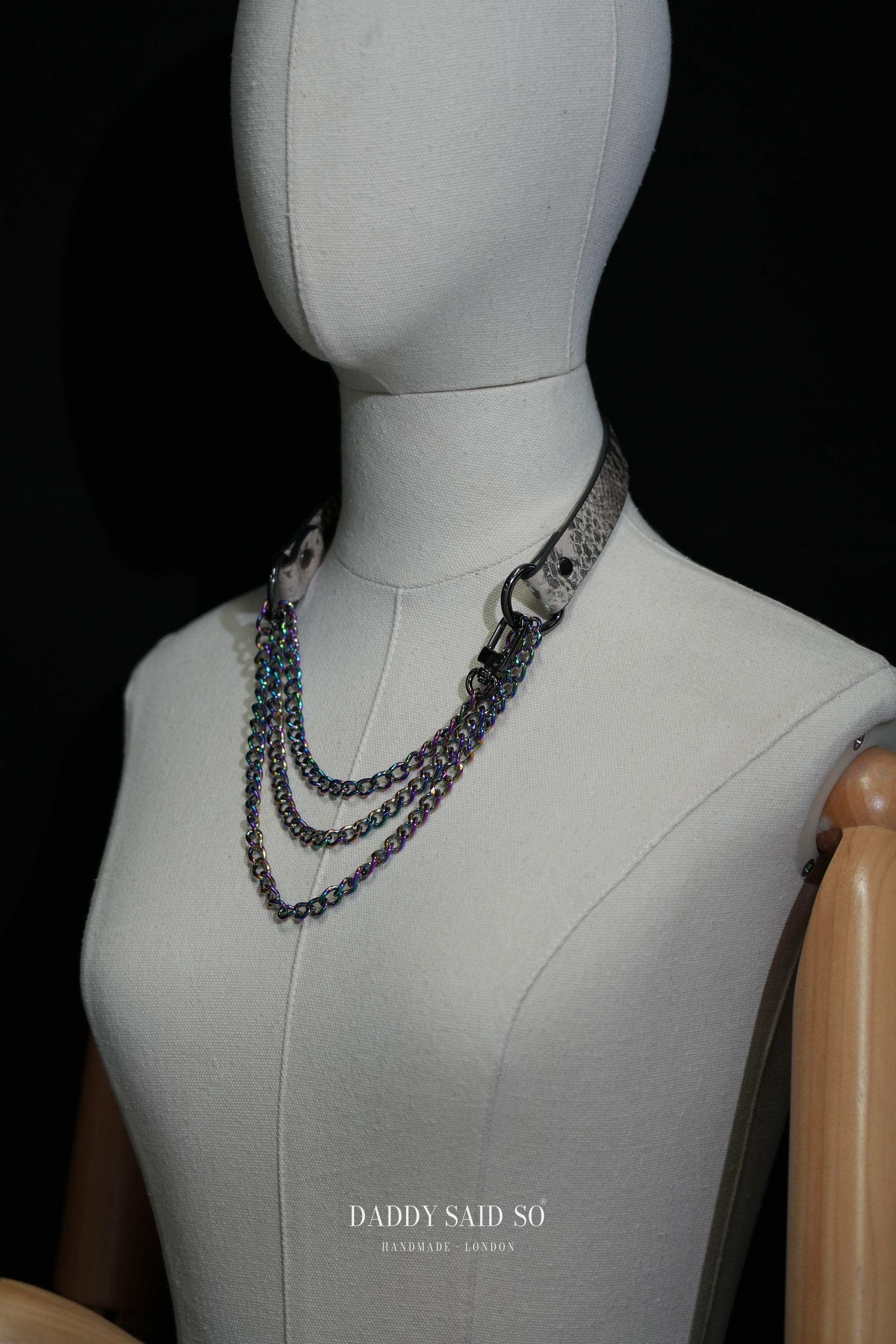 Elegant Chain Choker