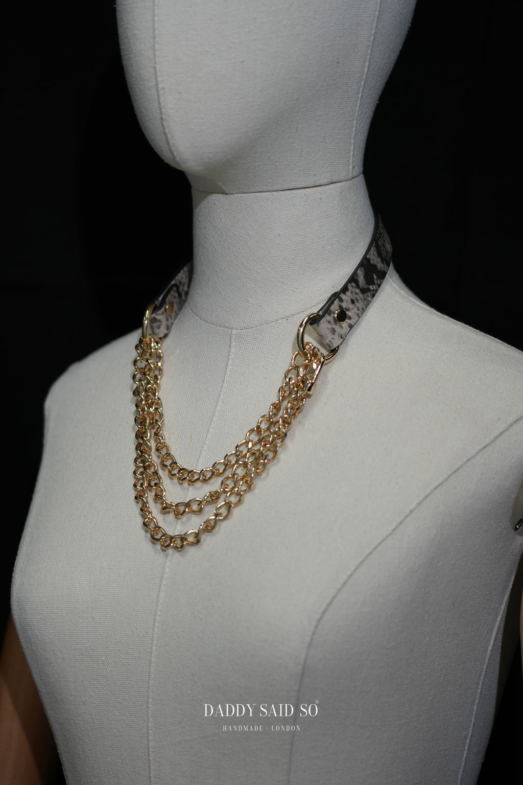 Elegant Chain Choker