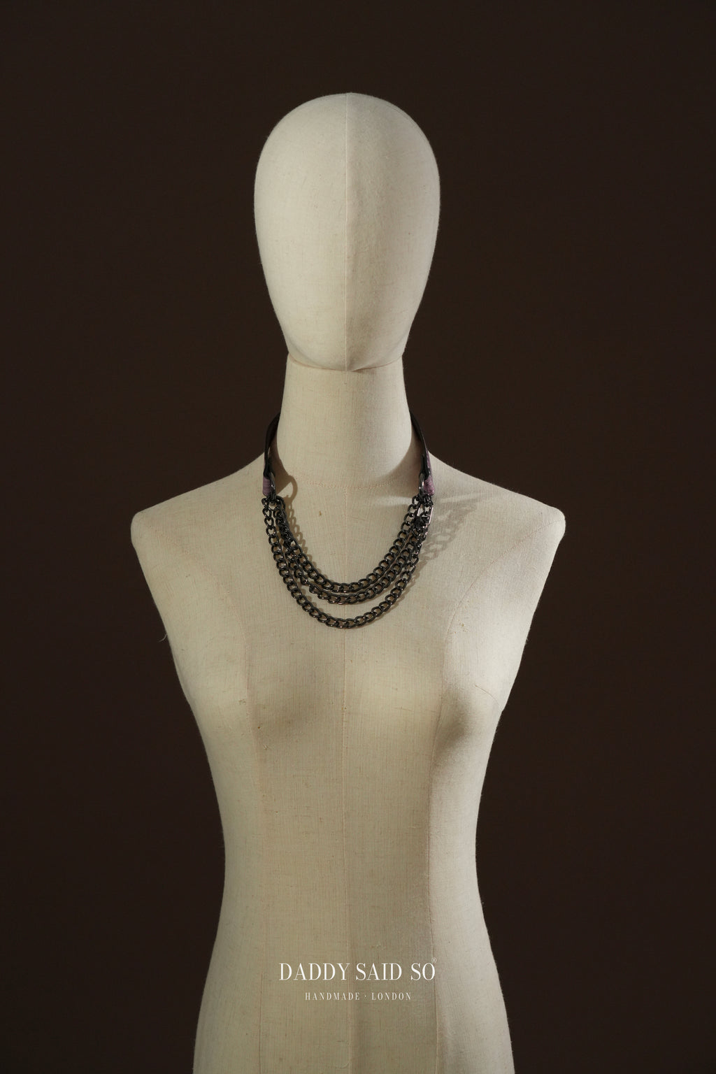 Elegant Chain Choker