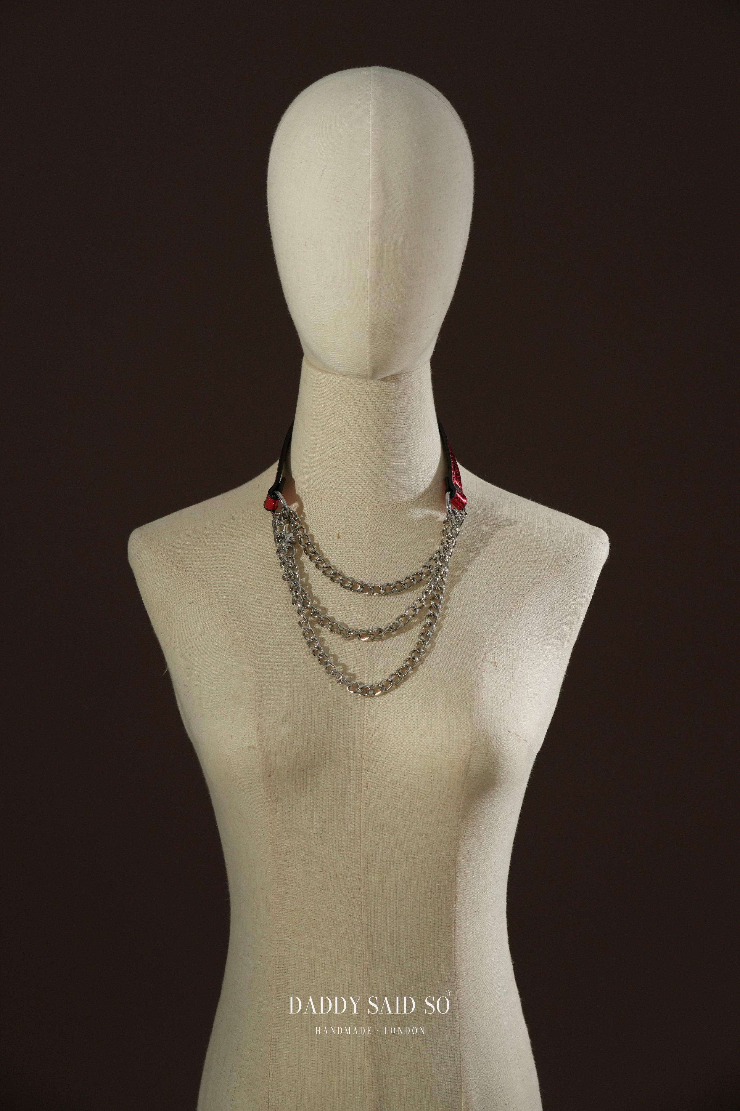 Elegant Chain Choker