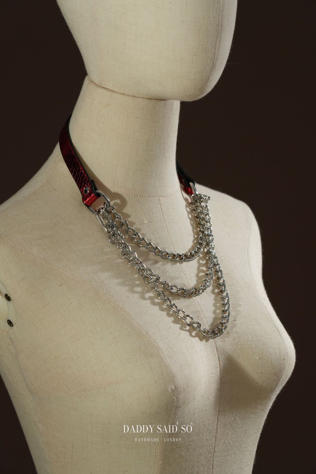 Elegant Chain Choker