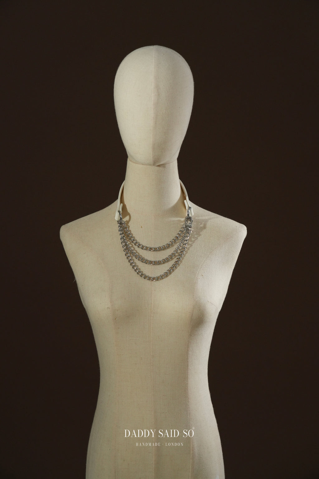 Elegant Chain Choker