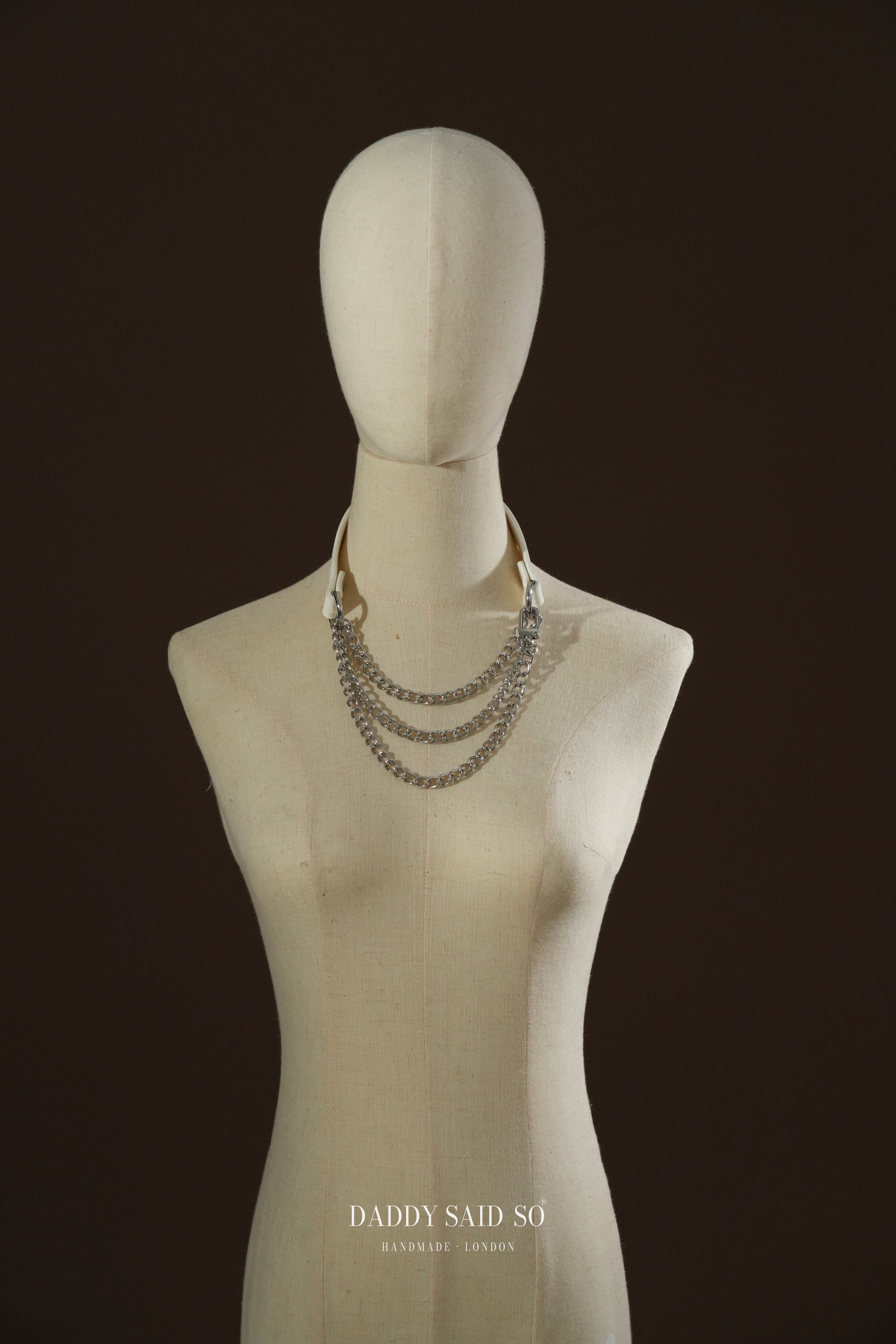 Elegant Chain Choker
