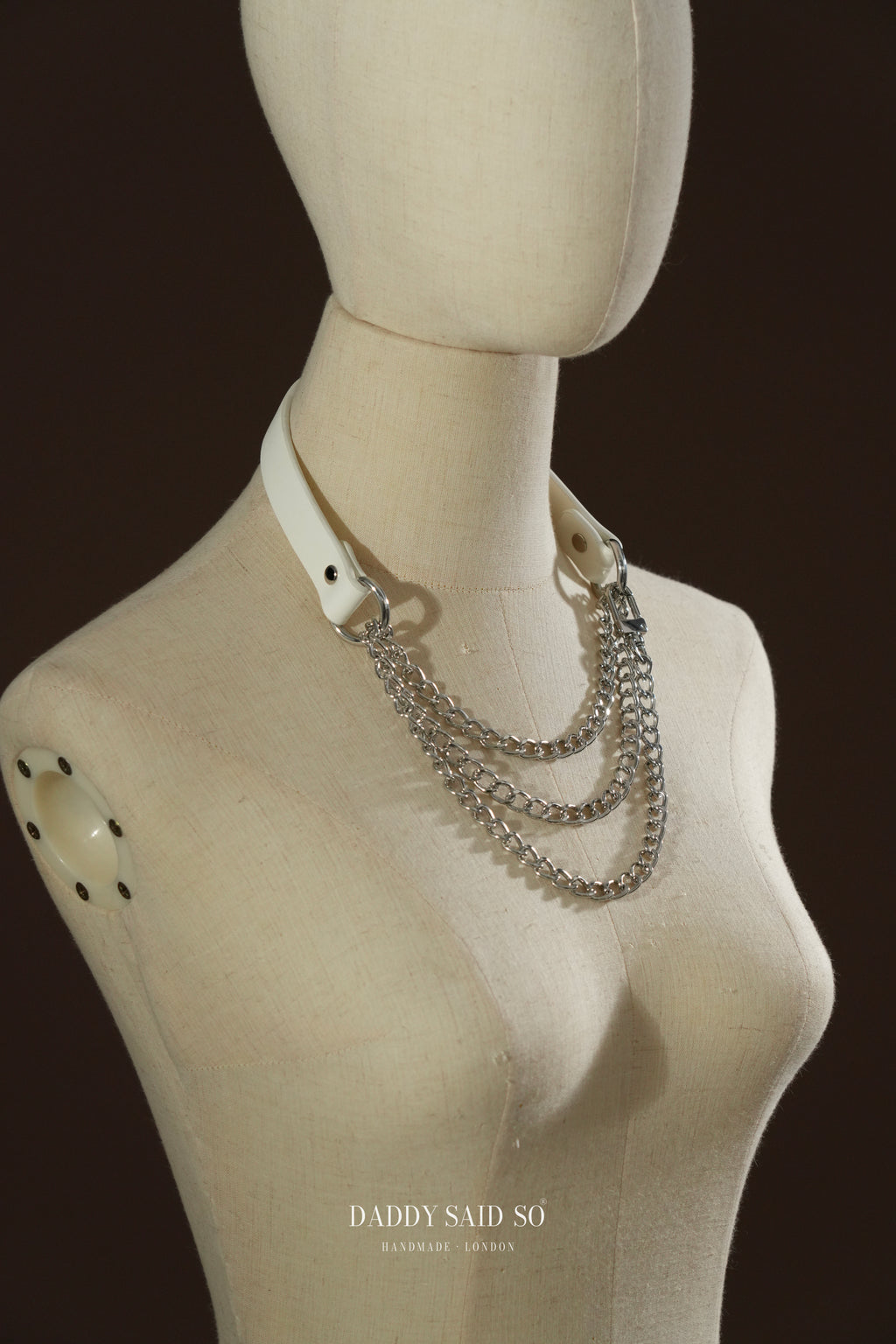 Elegant Chain Choker